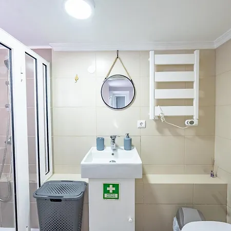 A Quintinha By Your Key Madeira Apartment *